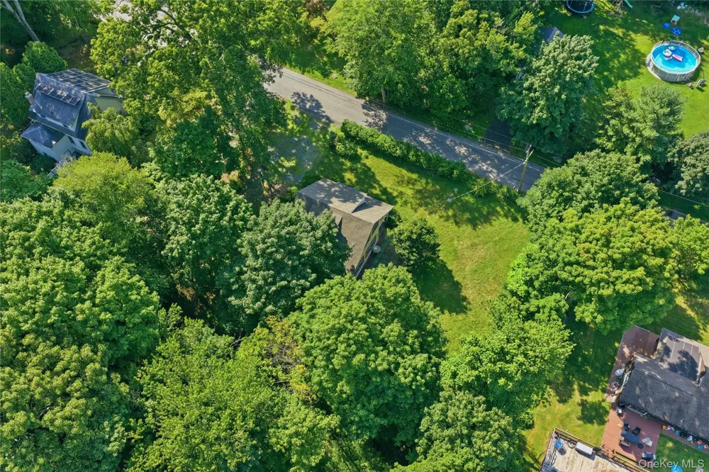 1746 Horton Road Mohegan Lake, NY 10547