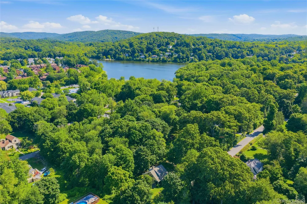 1746 Horton Road Mohegan Lake, NY 10547