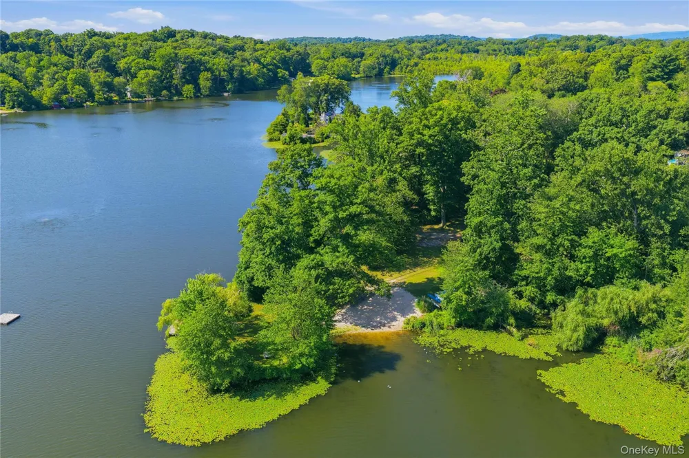 1746 Horton Road Mohegan Lake, NY 10547