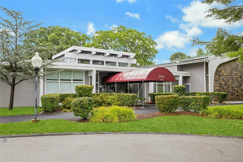 90 Molly Pitcher Lane #F Yorktown Heights, NY 10598