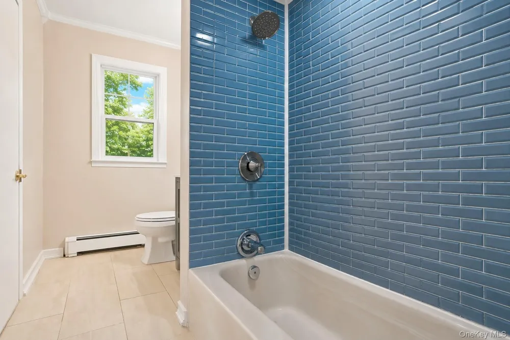 3 Ireland Drive Poughkeepsie, NY 12603