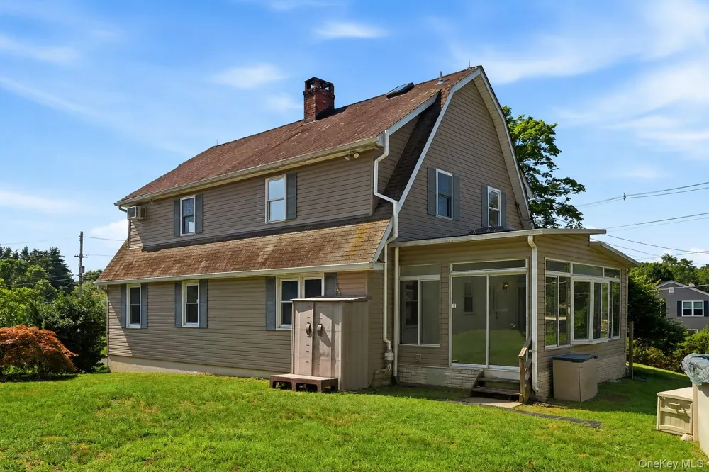 3 Ireland Drive Poughkeepsie, NY 12603