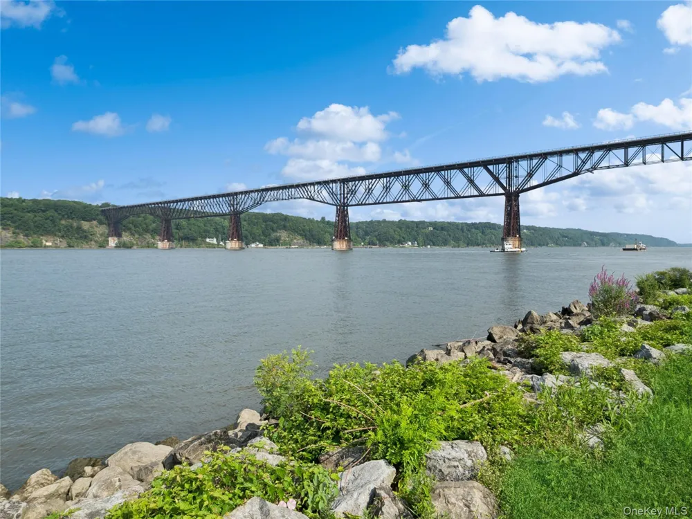 3 Ireland Drive Poughkeepsie, NY 12603