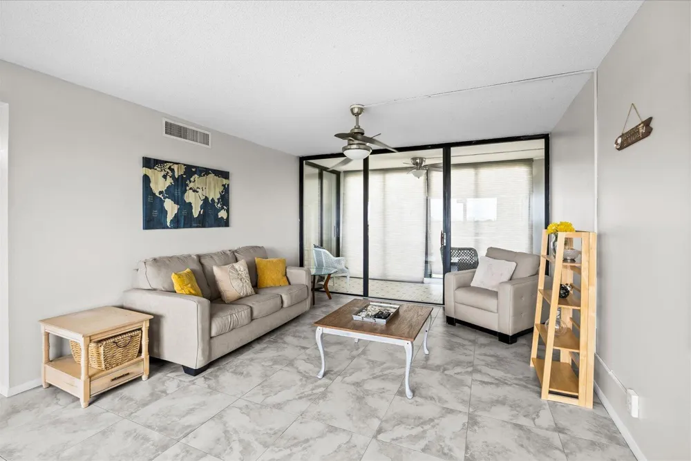 3452 NE Causeway Boulevard NE #17-404 Jensen Beach, FL 34957