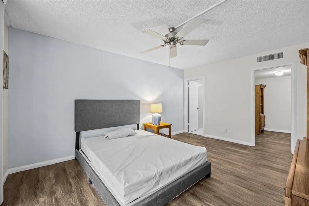3452 NE Causeway Boulevard NE #17-404 Jensen Beach, FL 34957