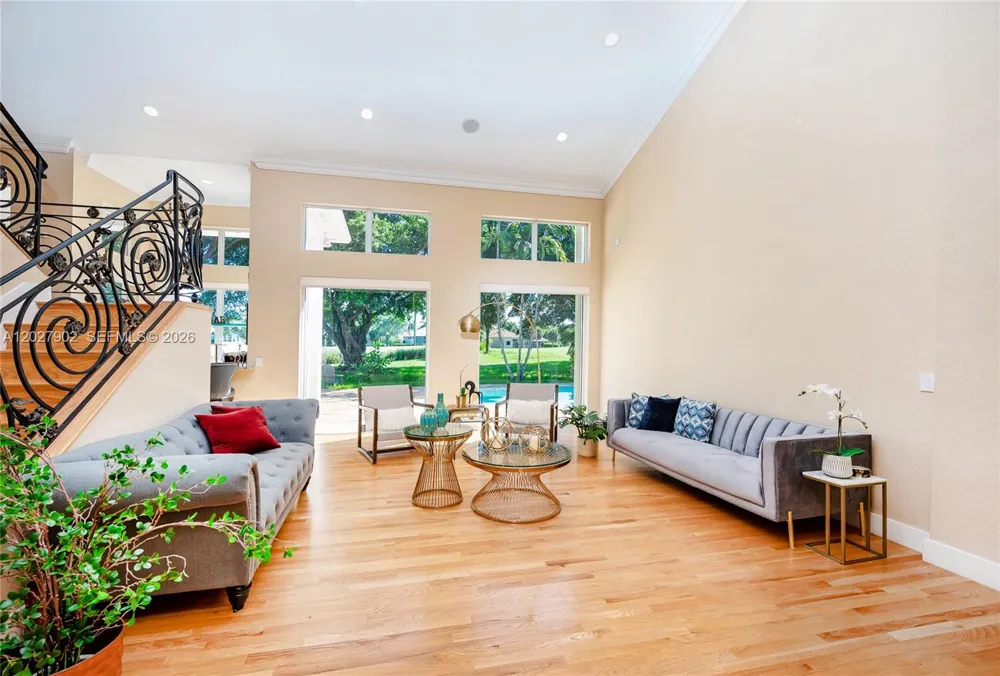 3216 Huntington #3216 Weston, FL 33332