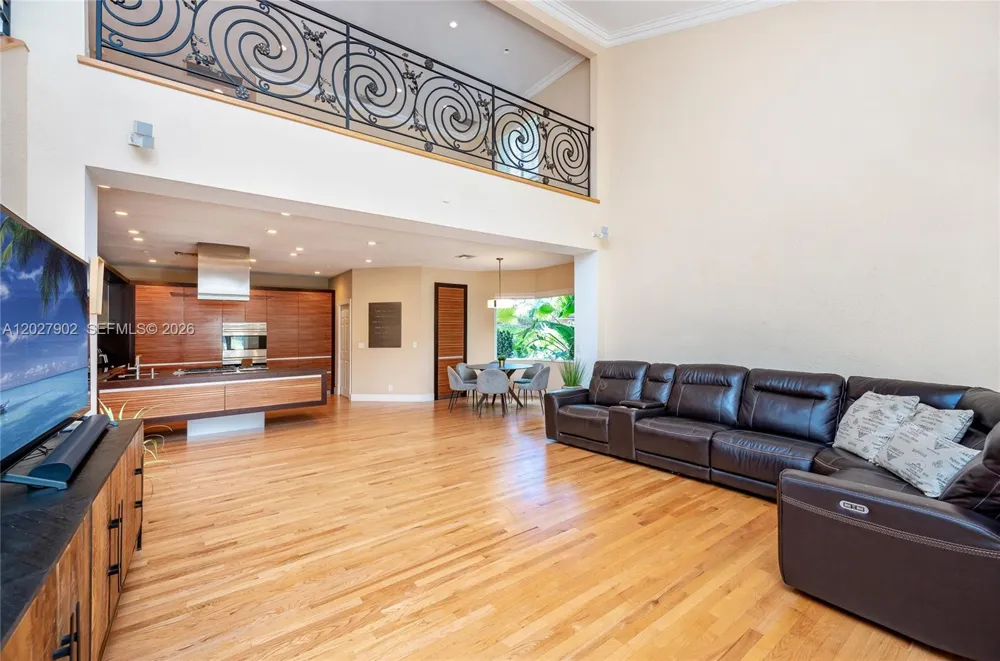 3216 Huntington #3216 Weston, FL 33332