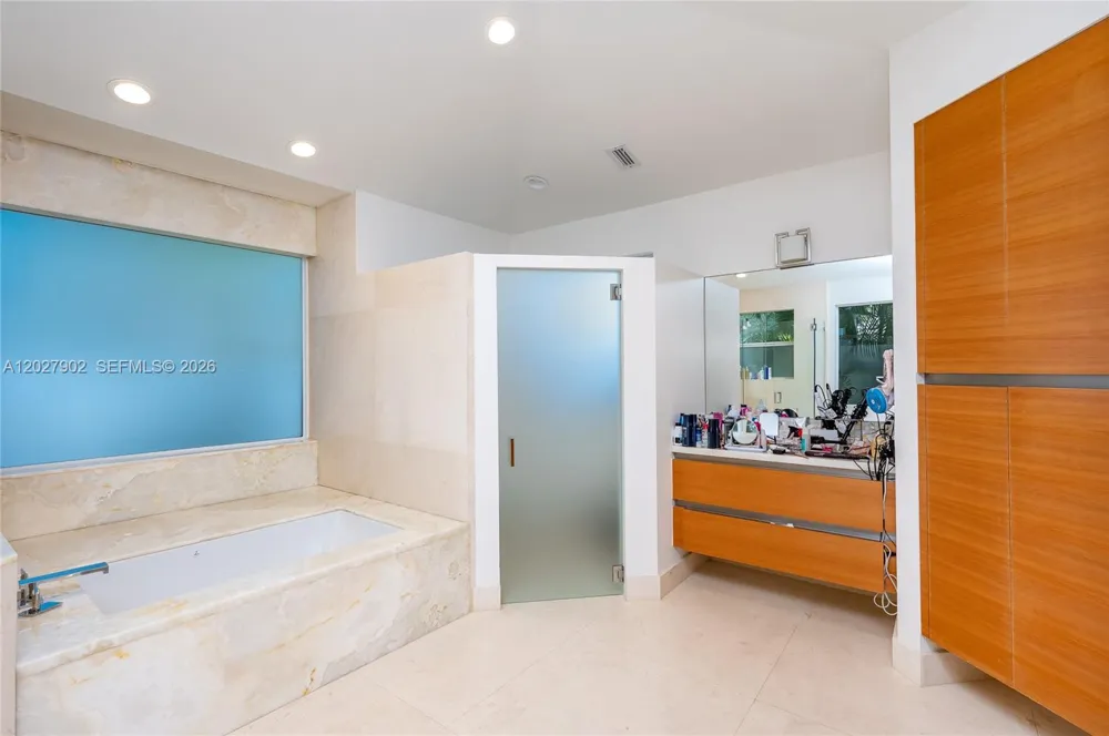 3216 Huntington #3216 Weston, FL 33332