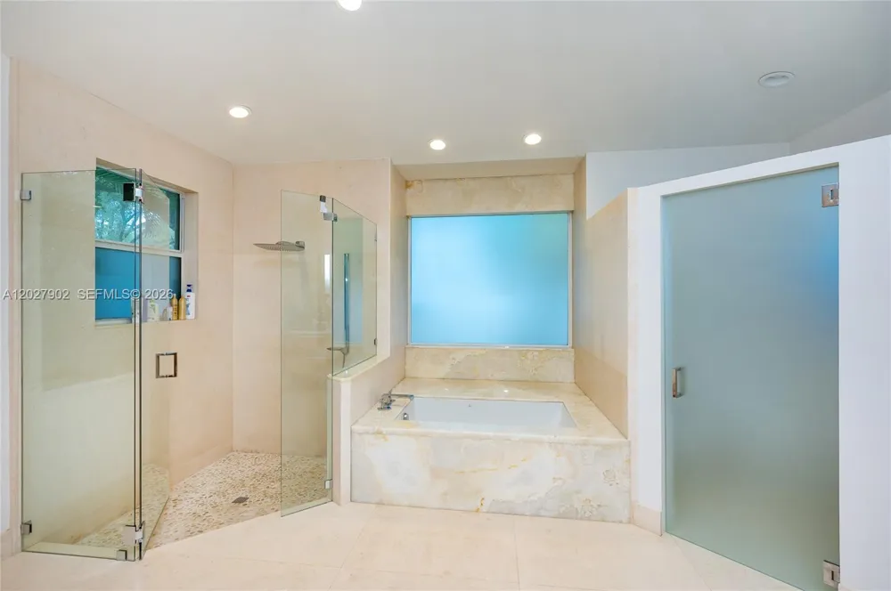3216 Huntington #3216 Weston, FL 33332
