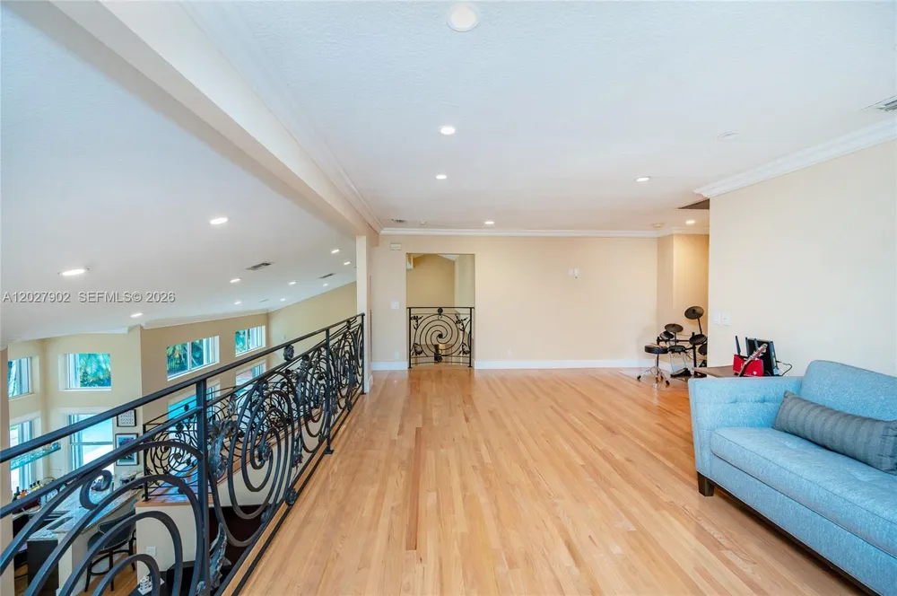 3216 Huntington #3216 Weston, FL 33332