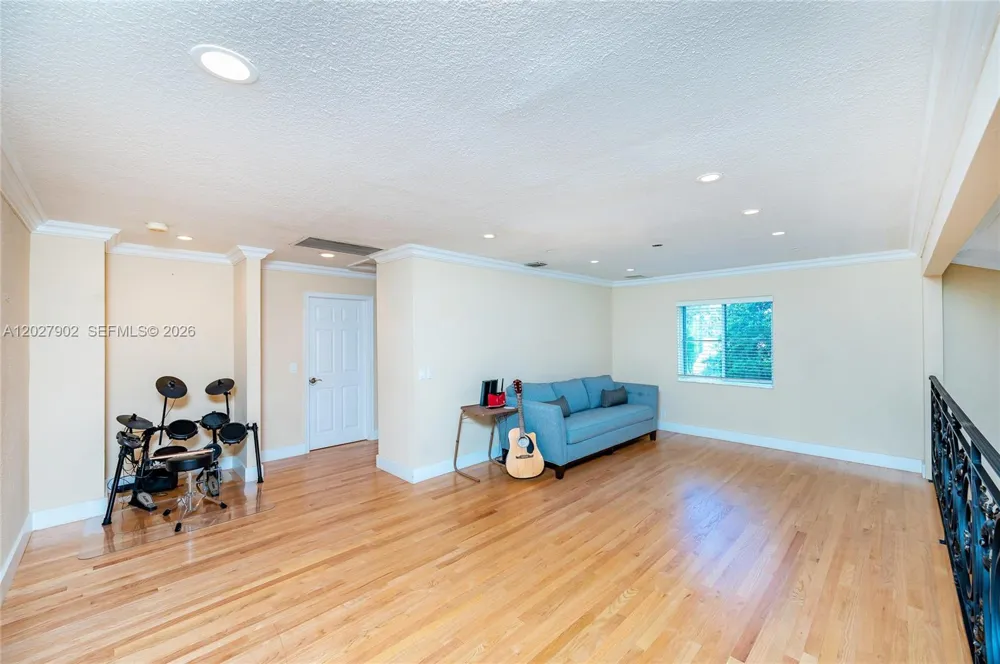 3216 Huntington #3216 Weston, FL 33332
