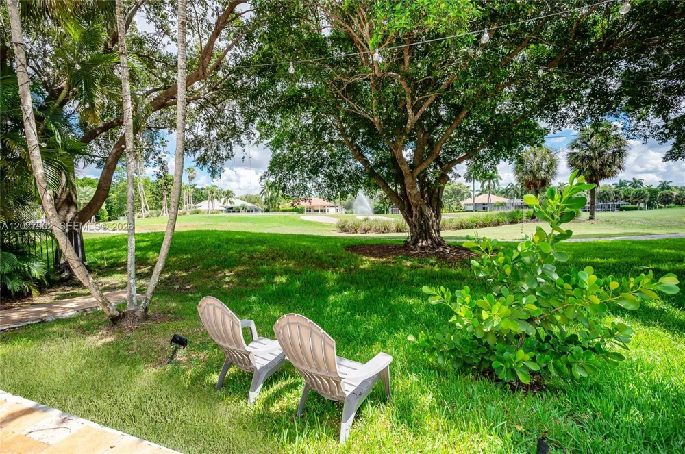 3216 Huntington #3216 Weston, FL 33332
