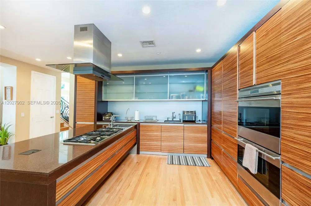 3216 Huntington #3216 Weston, FL 33332