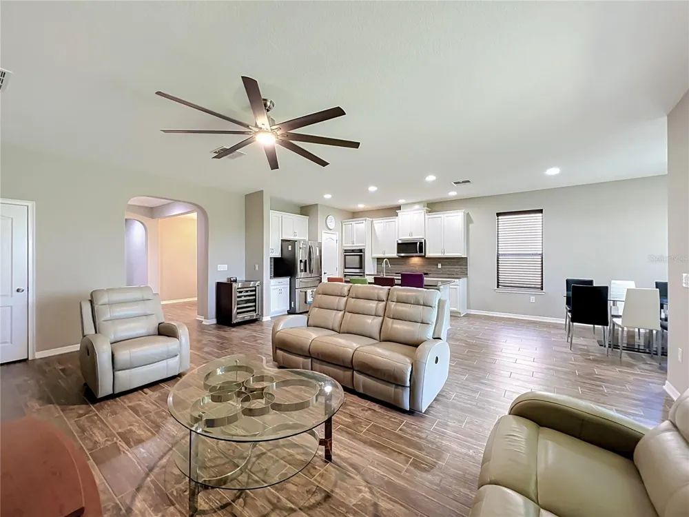 1824 ARDEN OAKS DRIVE Ocoee, FL 34761