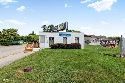7102 Pendleton Pike
