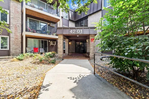 4201 Lakeside Avenue #214