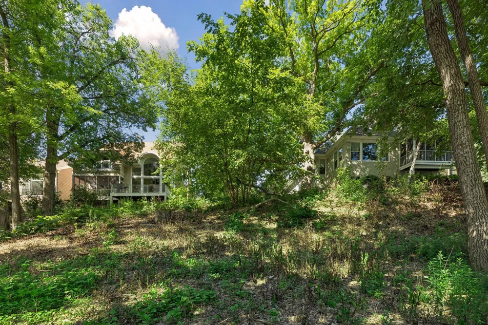 5803 Vernon Lane Edina, MN 55436