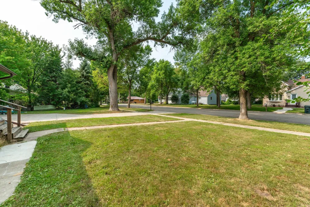 115 7th Avenue SE Elbow Lake, MN 56531