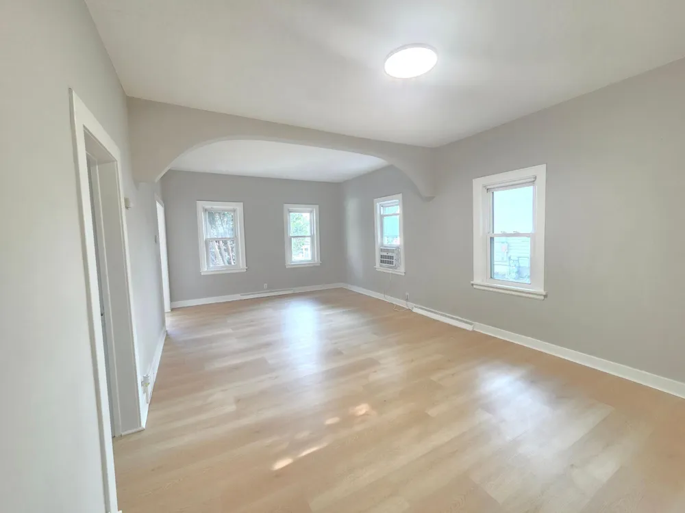 712 Maple Street W Stillwater, MN 55082