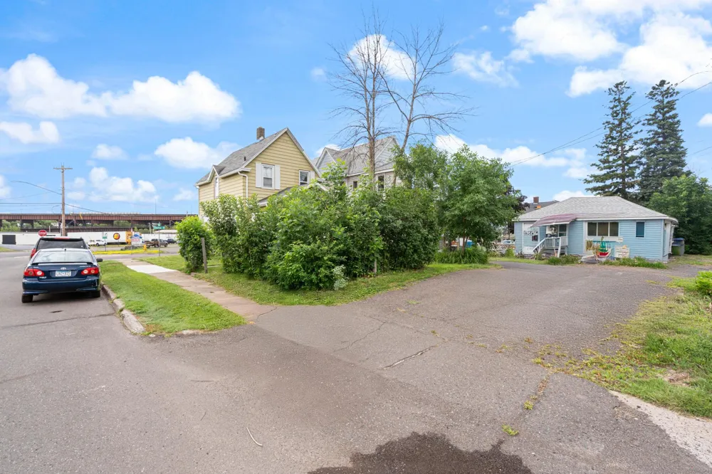 3201 Chestnut Street Duluth, MN 55806