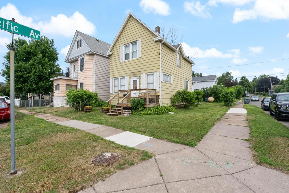3201 Chestnut Street Duluth, MN 55806