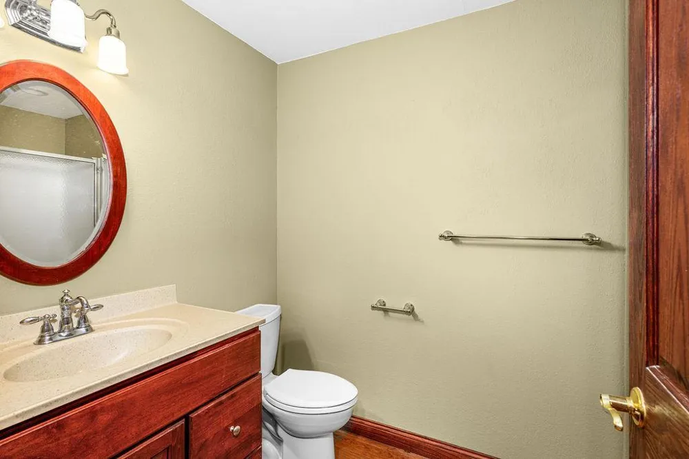 2827 Parkwood Lane Duluth, MN 55811