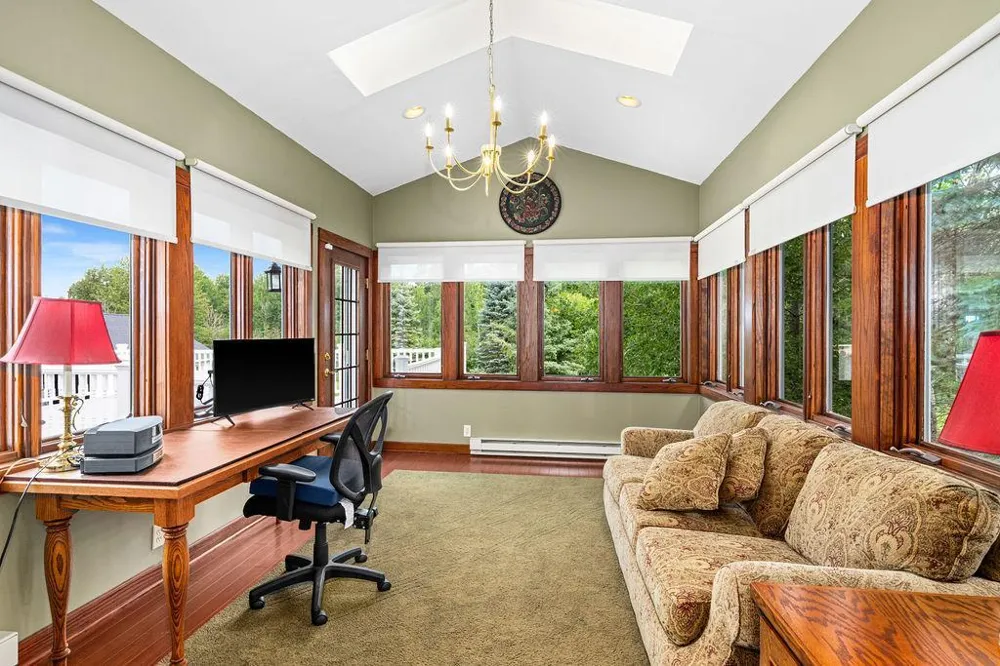 2827 Parkwood Lane Duluth, MN 55811