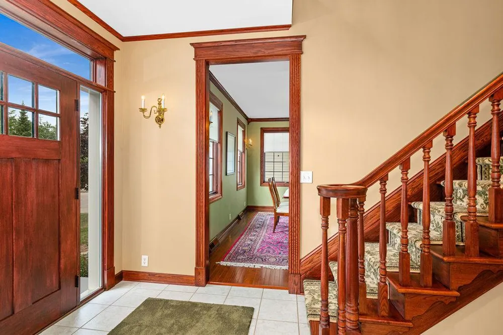 2827 Parkwood Lane Duluth, MN 55811