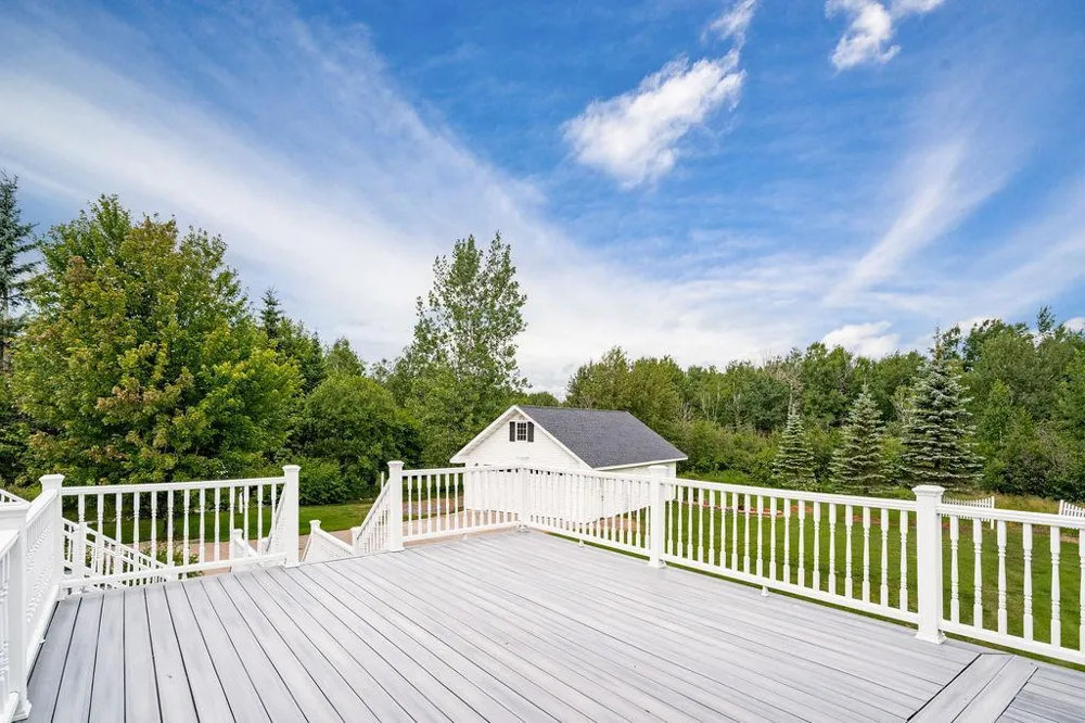 2827 Parkwood Lane Duluth, MN 55811