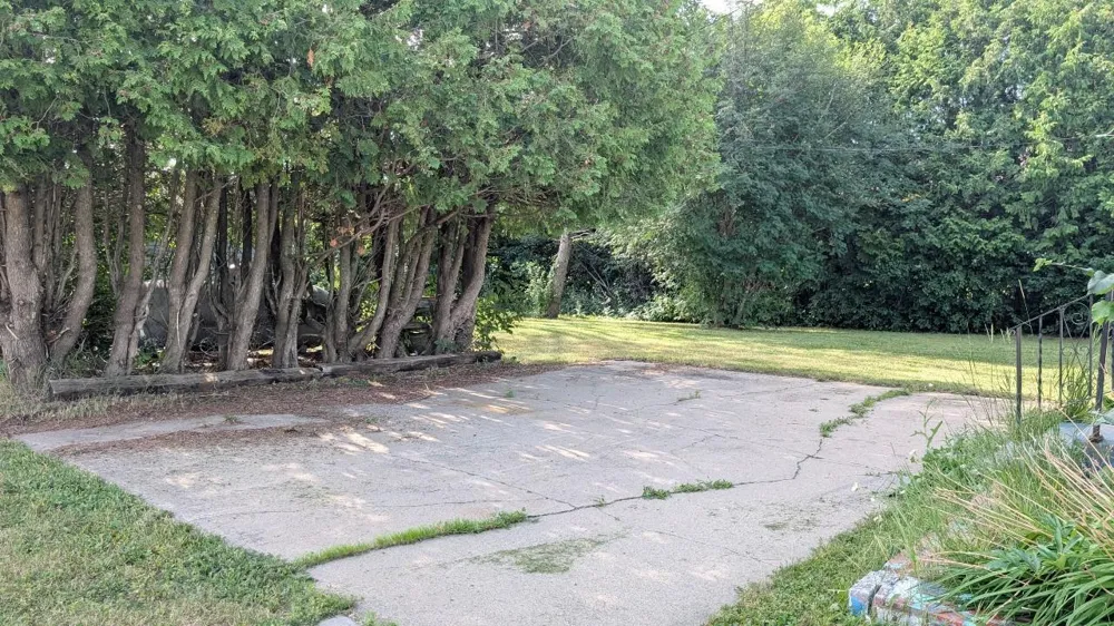 102 1st Street SW Cook, MN 55723