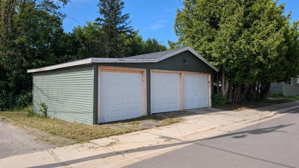 102 1st Street SW Cook, MN 55723