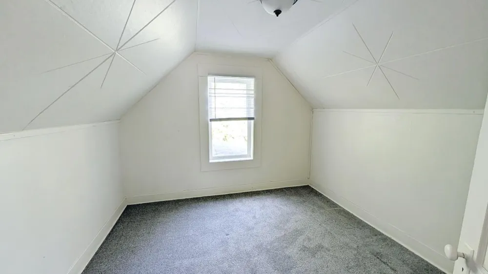 102 1st Street SW Cook, MN 55723