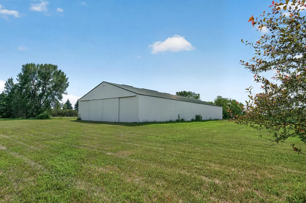 6040 Woodland Trail Greenfield, MN 55357