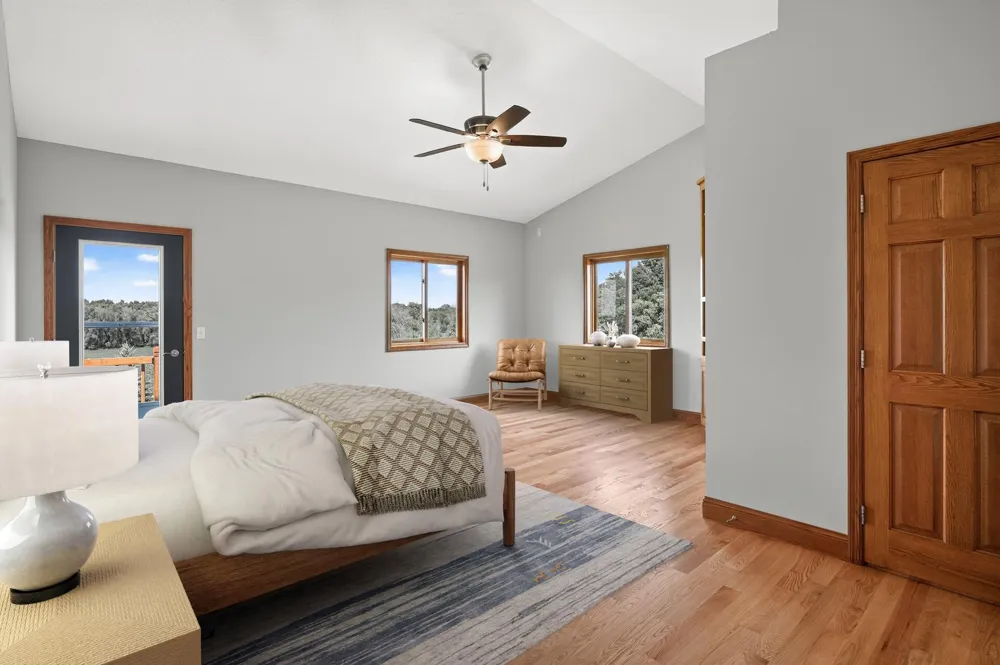 6040 Woodland Trail Greenfield, MN 55357