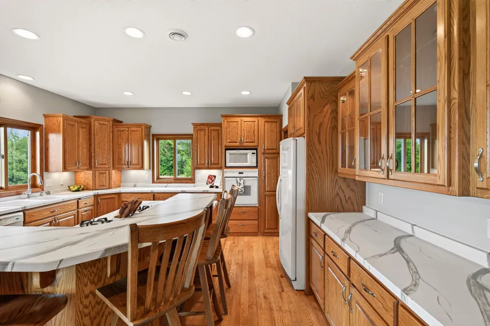 6040 Woodland Trail Greenfield, MN 55357