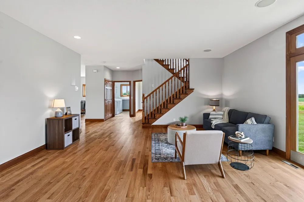 6040 Woodland Trail Greenfield, MN 55357