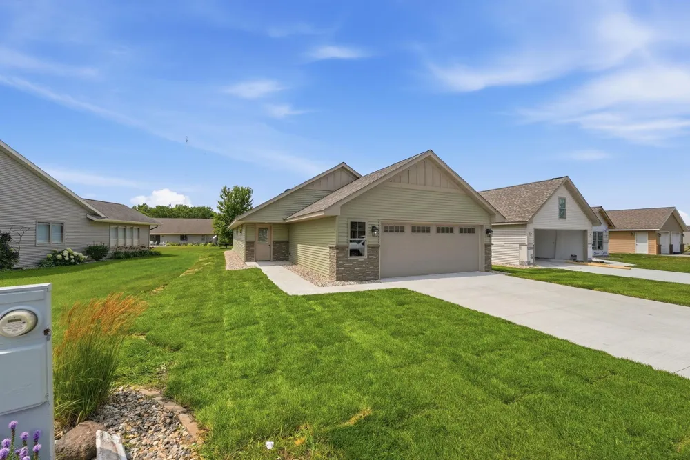 1807 Upper Trentwood Circle NE Willmar, MN 56201