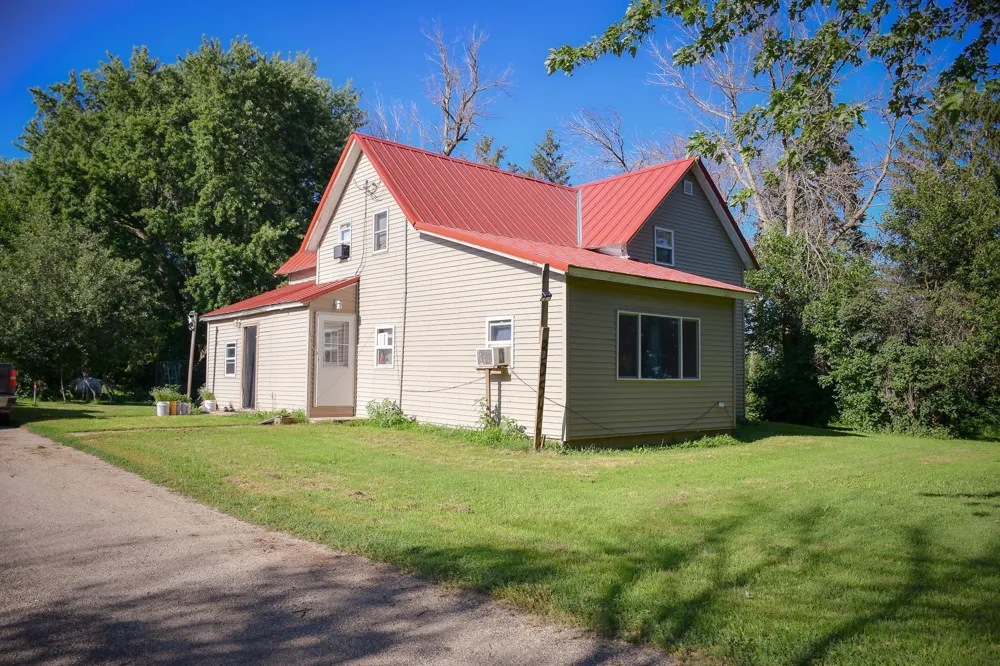 30546 County Hwy 35 Worthington, MN 56187