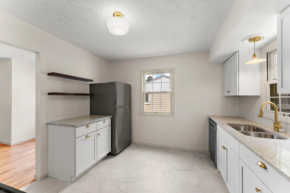 738 22nd Avenue South Saint Paul, MN 55075