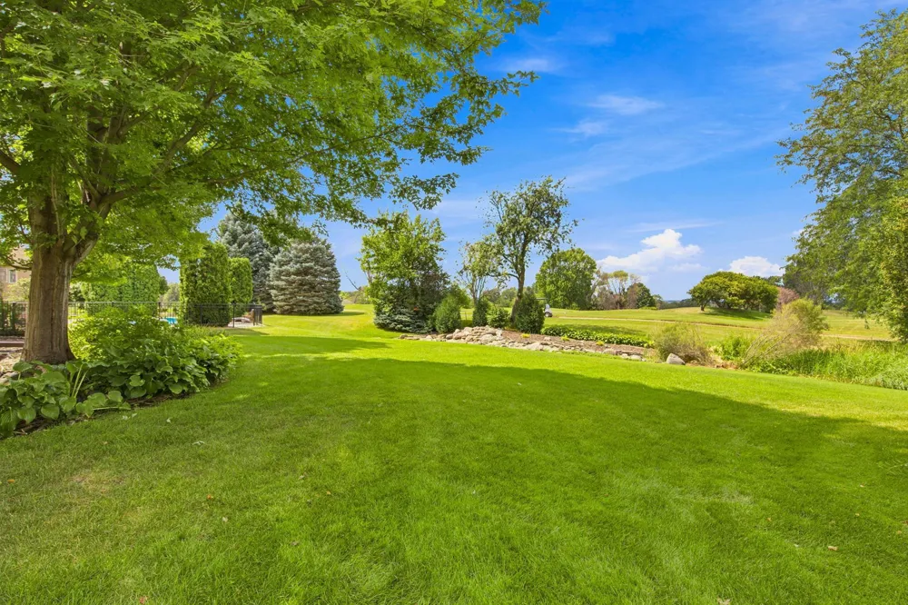 1008 Newhall Drive Faribault, MN 55021