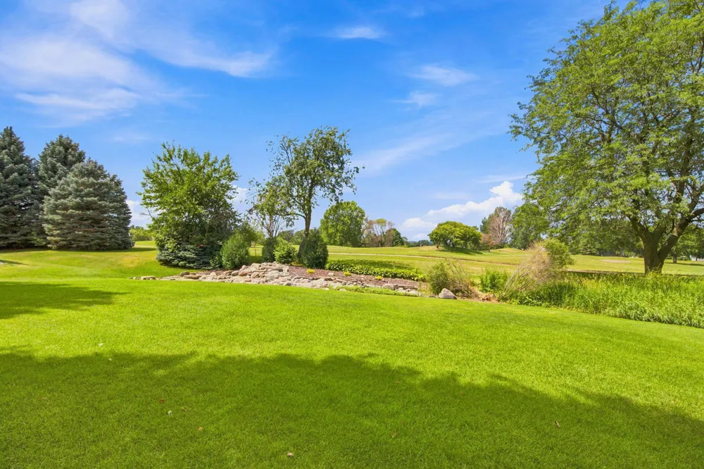 1008 Newhall Drive Faribault, MN 55021