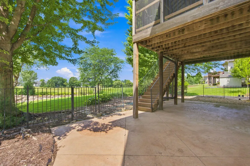1008 Newhall Drive Faribault, MN 55021