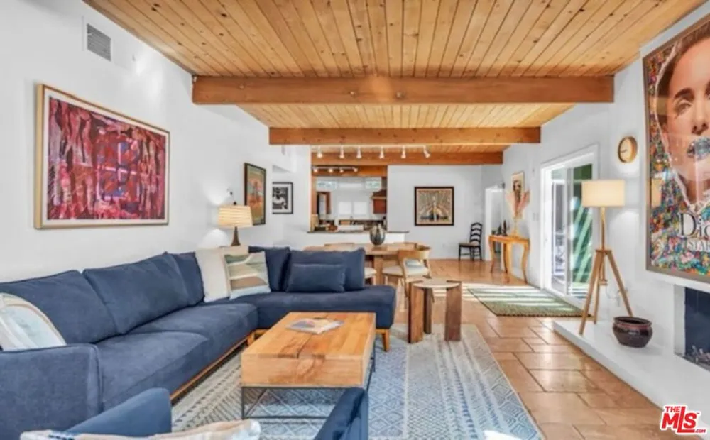 817 Via Monte Vista Palm Springs, CA 92262