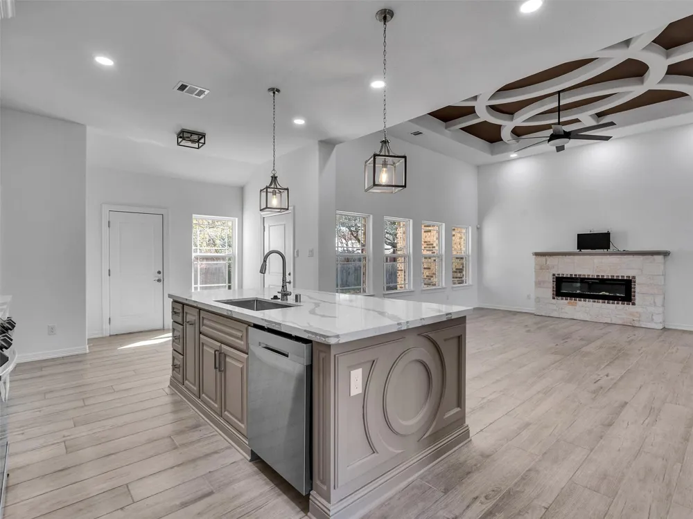 2832 Golden Avenue Avenue Bay City, TX 77414