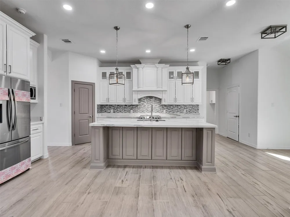 2832 Golden Avenue Avenue Bay City, TX 77414
