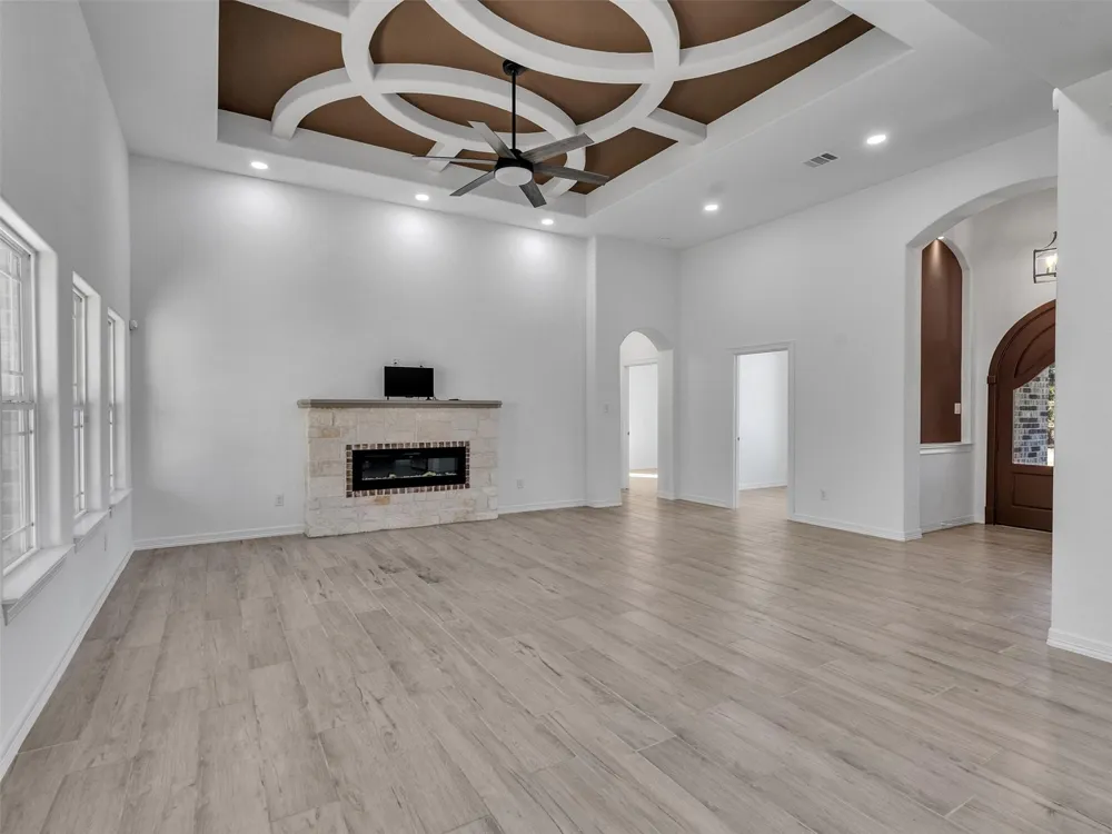 2832 Golden Avenue Avenue Bay City, TX 77414