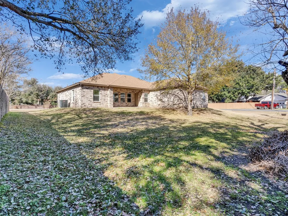 2832 Golden Avenue Avenue Bay City, TX 77414
