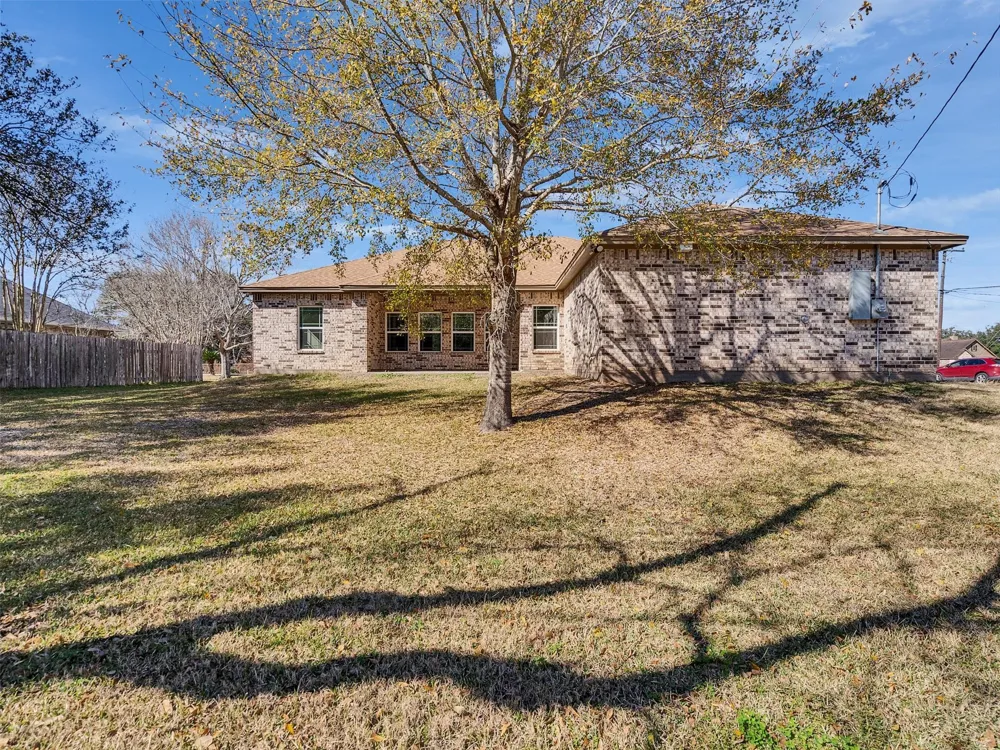 2832 Golden Avenue Avenue Bay City, TX 77414