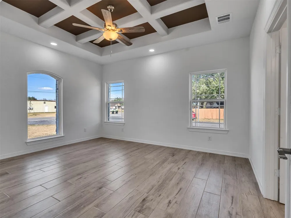 2832 Golden Avenue Avenue Bay City, TX 77414
