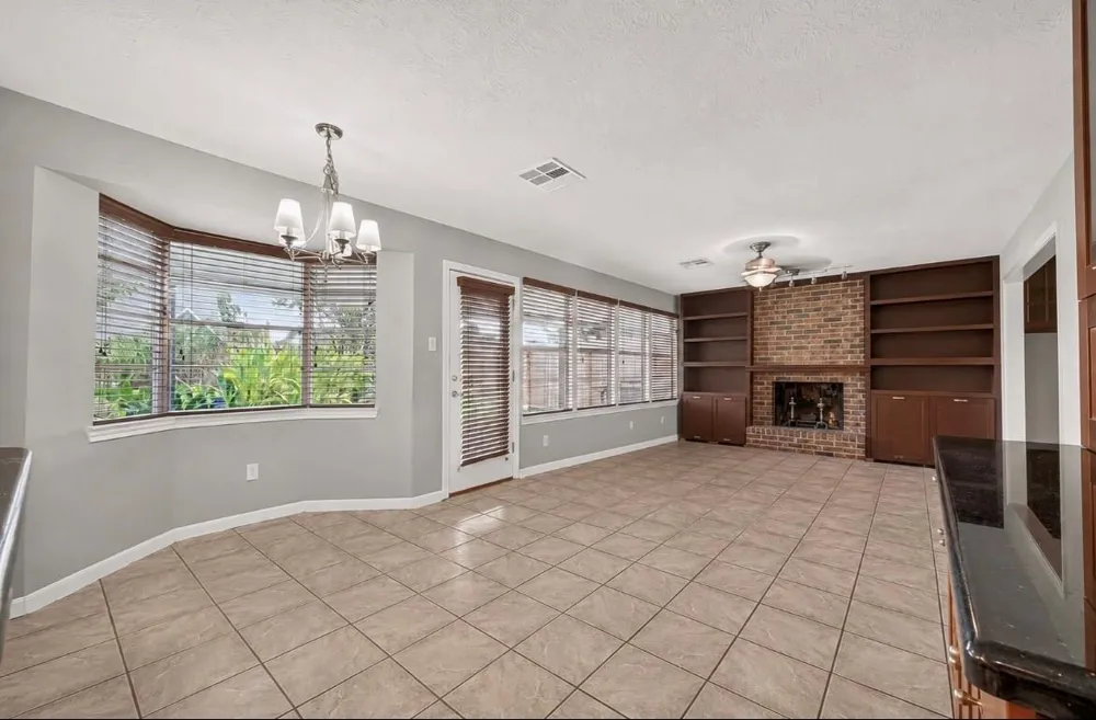 11730 Dorrance Lane Meadows Place, TX 77477